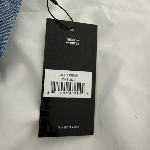 Think Royln Sister Sling Denim Fanny Waist Bag NWT Travel or Everyday - Picture 6 of 9